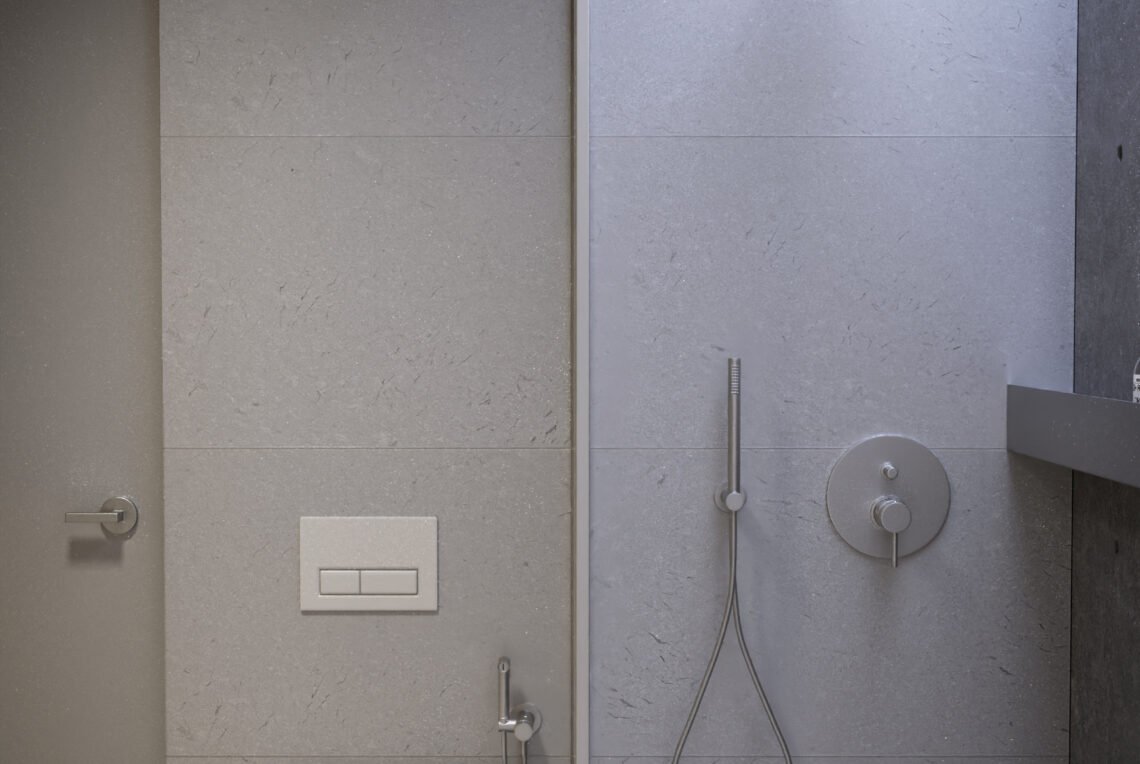 CASCADE WHITE left BATHROOM 3